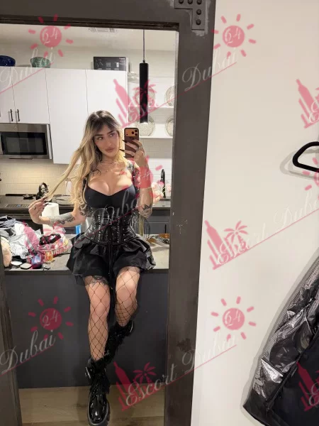 Alina, 28 years old, 182 cm, large