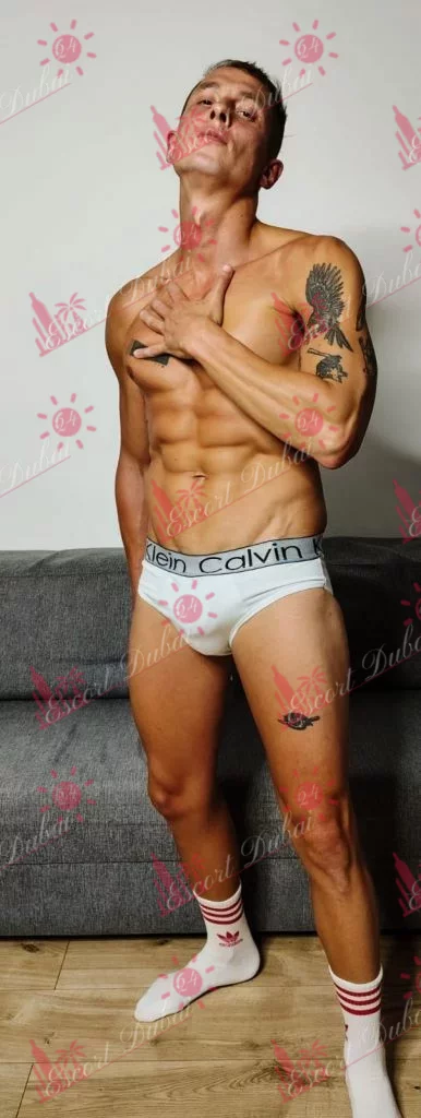 George, 34 years old, 180 cm