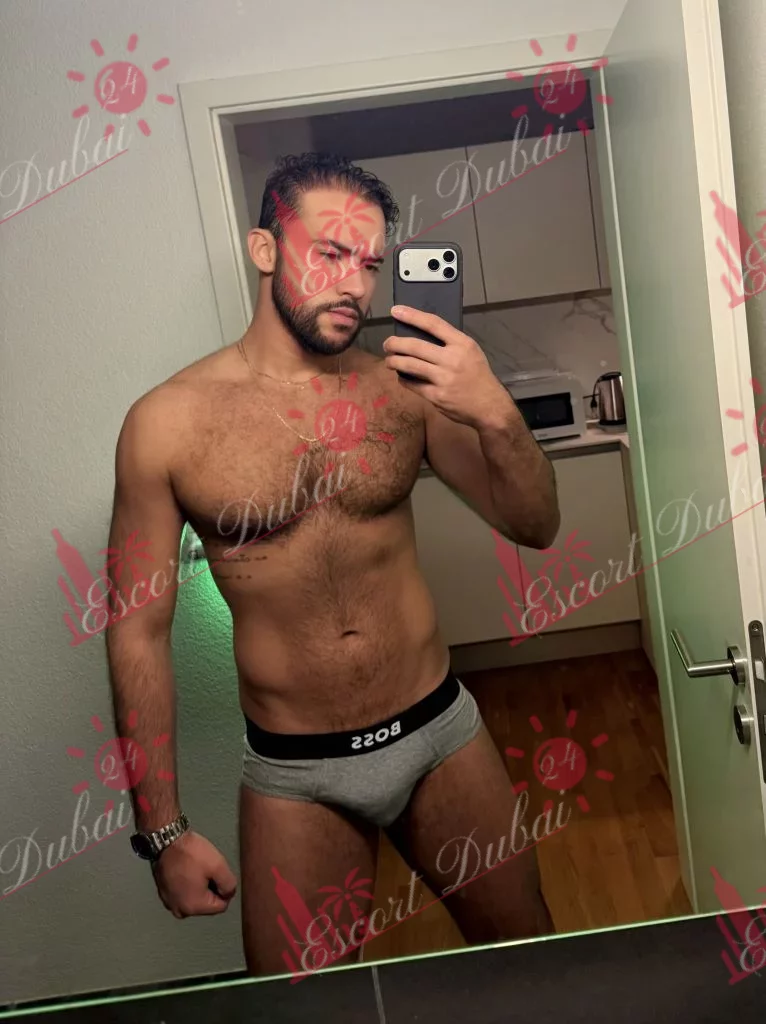 Jonathan, 27 years old, 188 cm