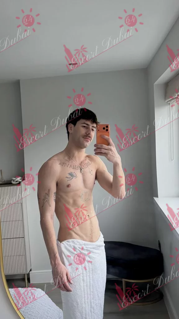 Logan, 25 years old, 190 cm