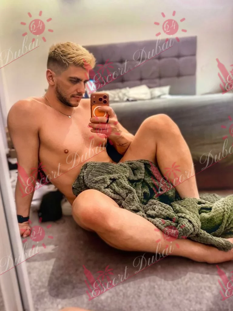 Lucas, 32 years old, 185 cm