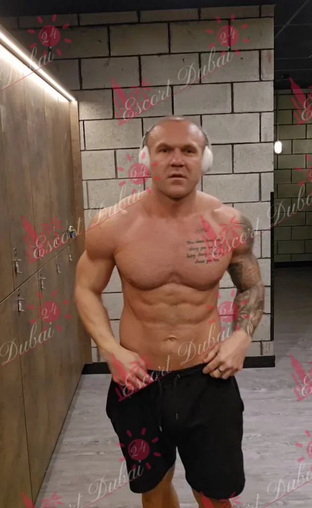 Nicholas, 36 years old, 180 cm