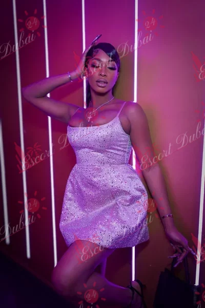 Nova, 25 years old, 180 cm, large