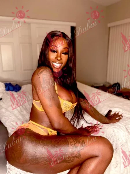 Olivia, 26 years old, 178 cm, large