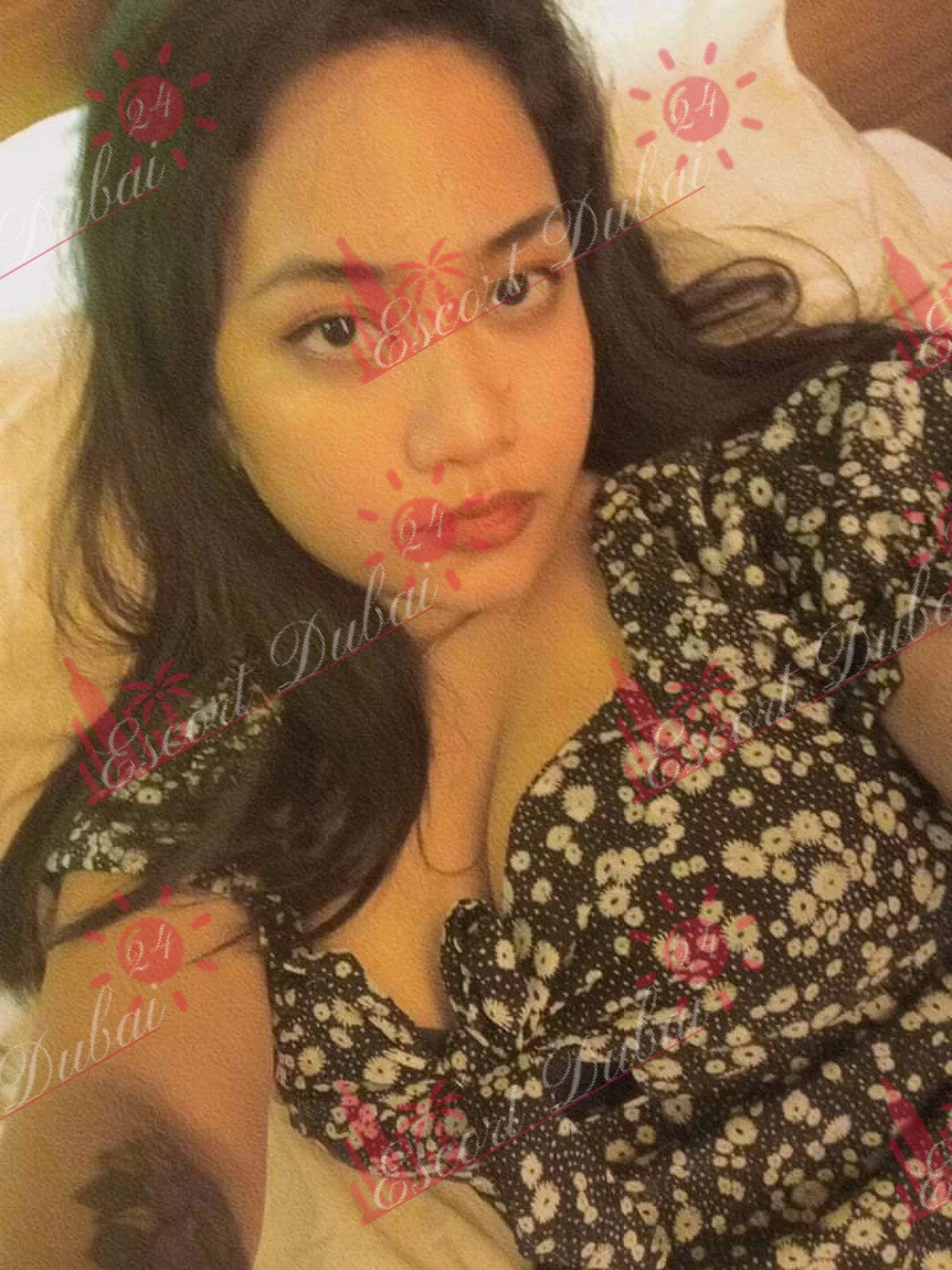 Paris, 28 years old, 154 cm