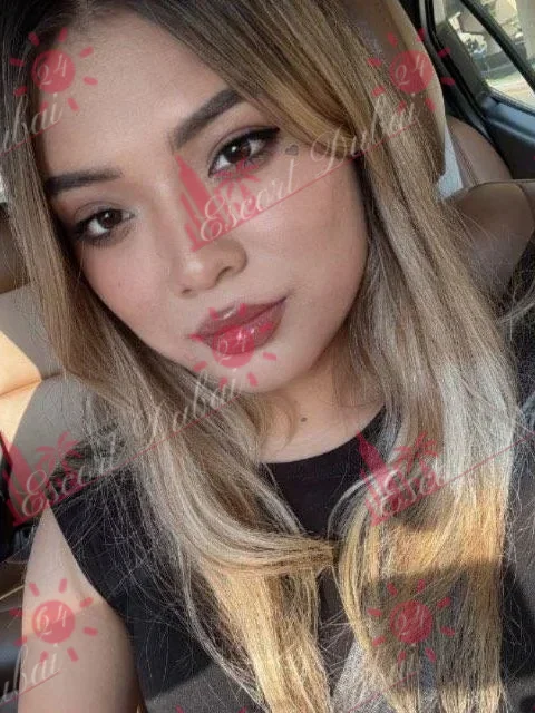 Karolina, 22 — Uzbek escort in Business Bay, Dubai