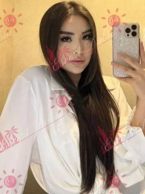 Tomiris, 23 — Kazakh escort in Al Barsha, Dubai